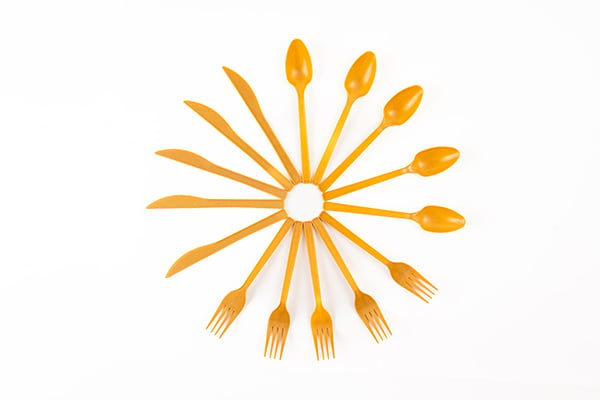 Releaf fiber utensils displayed in a circle